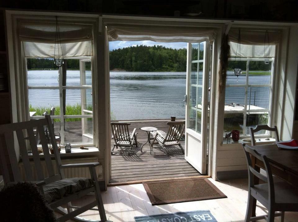 Sjoestuga Myttinge Värmdö Extérieur photo
